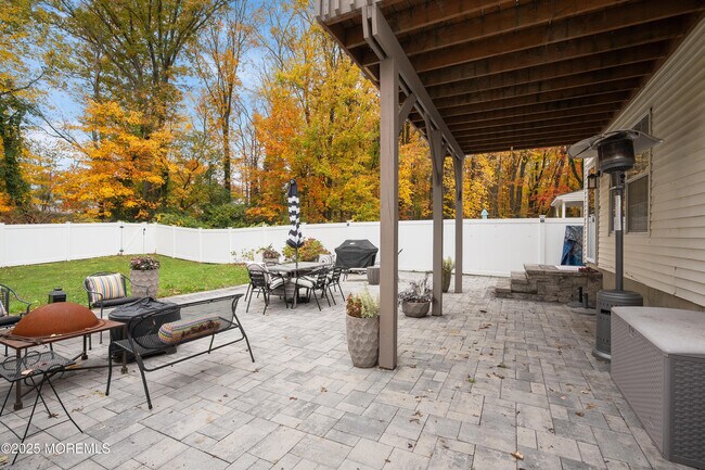 Building Photo - 121 Milton Ave