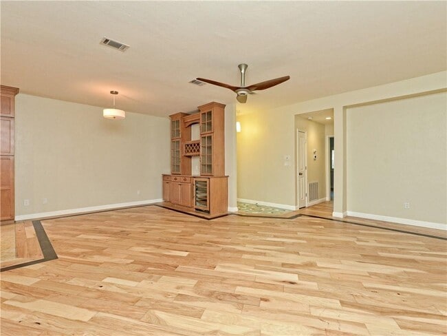 Building Photo - 8200 Neely Dr