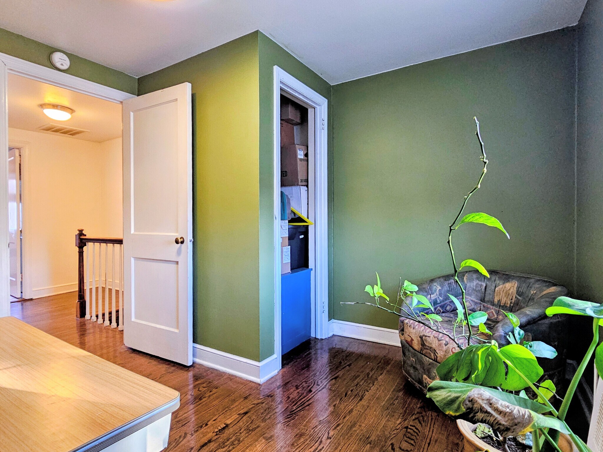 Building Photo - 947 Janet Ave