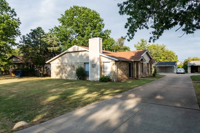 Building Photo - 3239 S Joplin Ave