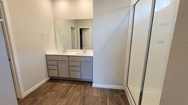 Building Photo - 487 Apache Plum Dr