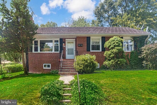 Primary Photo - 10502 Glenhaven Dr