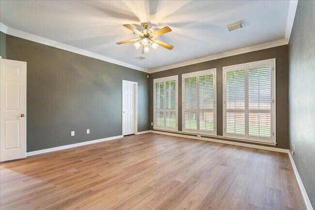 Building Photo - 1414 Dapplegrey Ln