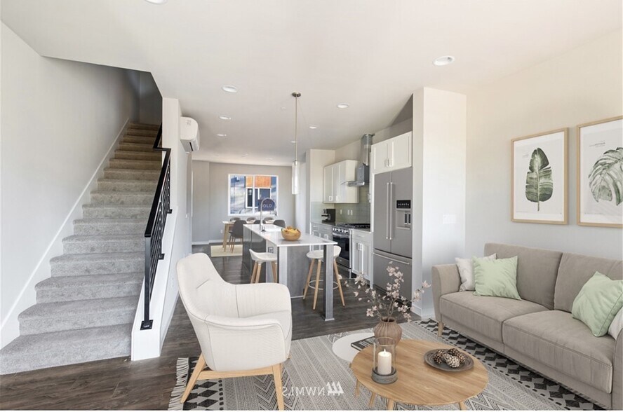 Building Photo - 14527 1st Ave NE