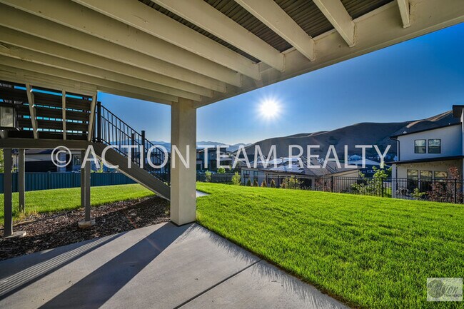 Building Photo - Fully furnished Home in Lehi, UT