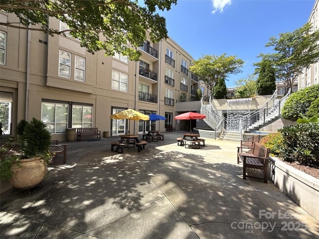 Building Photo - 1315 East Blvd