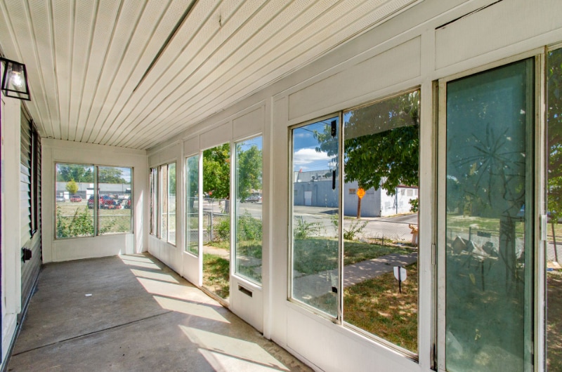 Building Photo - 2367 Jefferson Ave