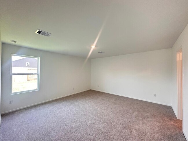 Building Photo - 26906 Rosebay Wds Dr