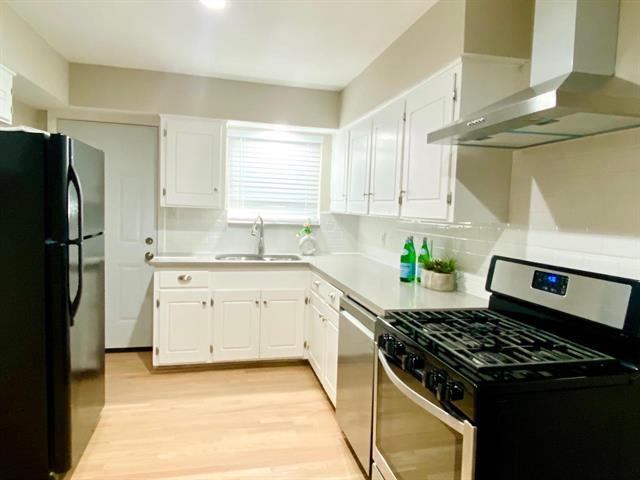 Building Photo - 6554 Ascot Ln