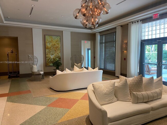 Building Photo - 125 Ocean Dr
