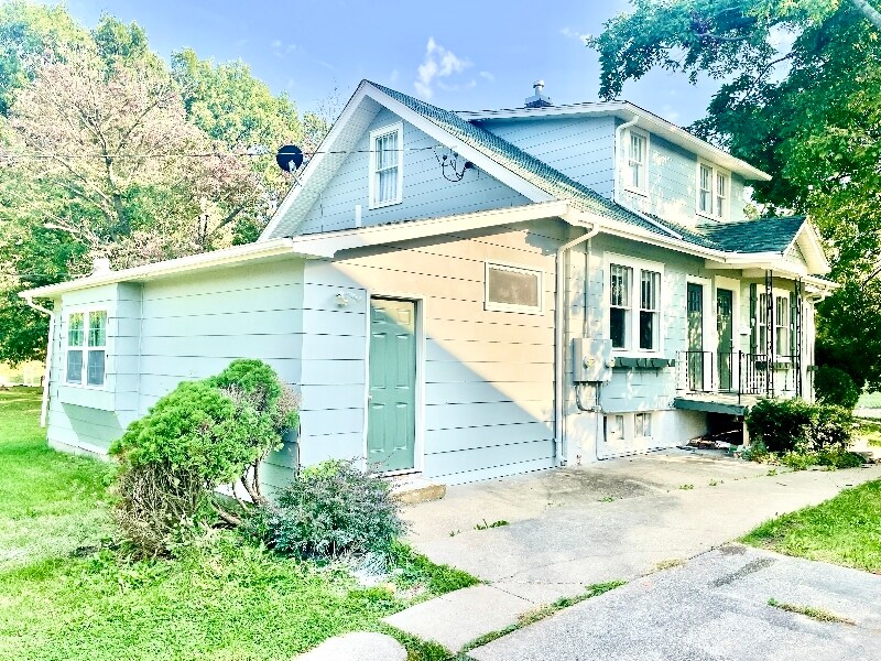 Building Photo - 1021 Keokuk St