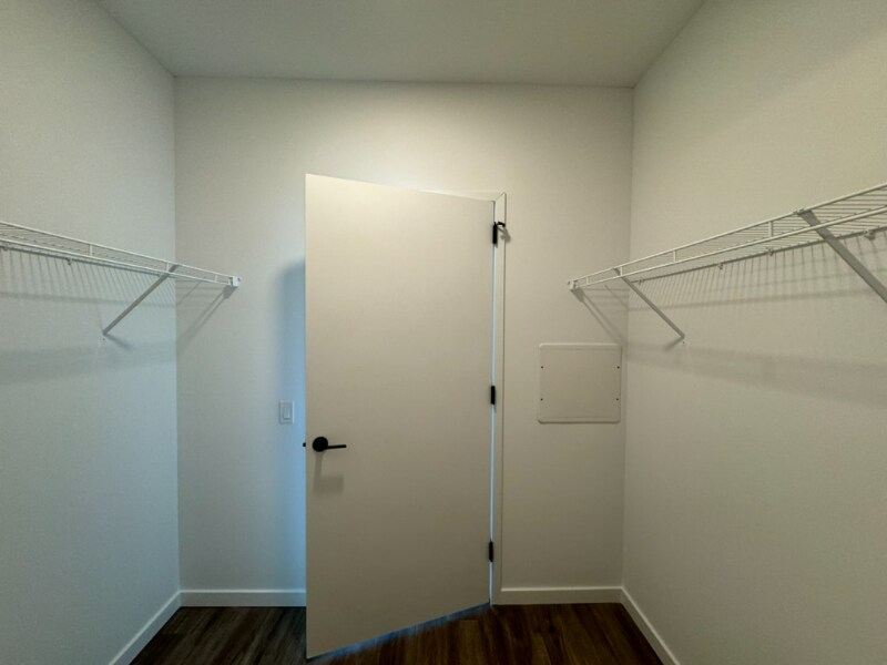 Building Photo - 144 N Aberdeen St