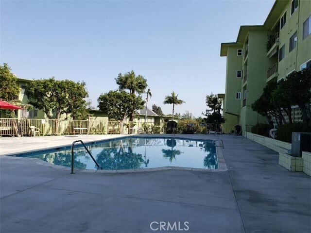 Building Photo - 1301 S Atlantic Blvd