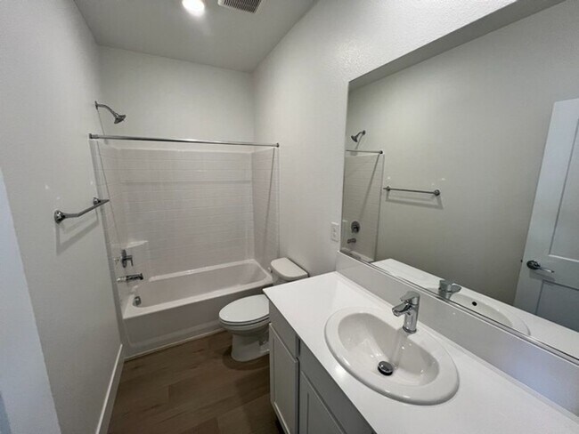 Building Photo - Brand New Three Bedroom Home in S. Reno