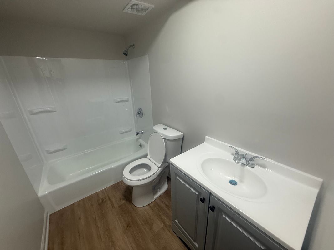 Building Photo - 8150 Troost Ave