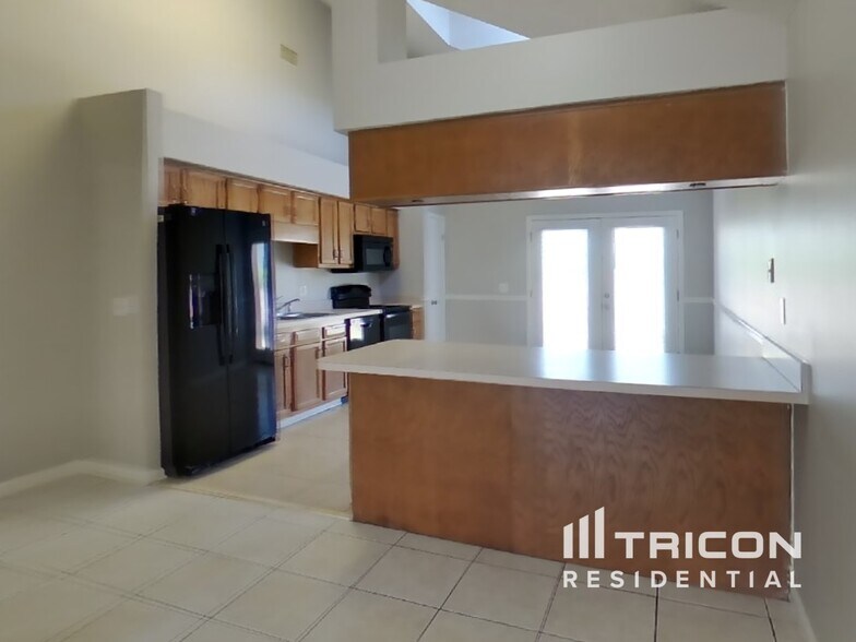 Building Photo - 417 Filmore Dr