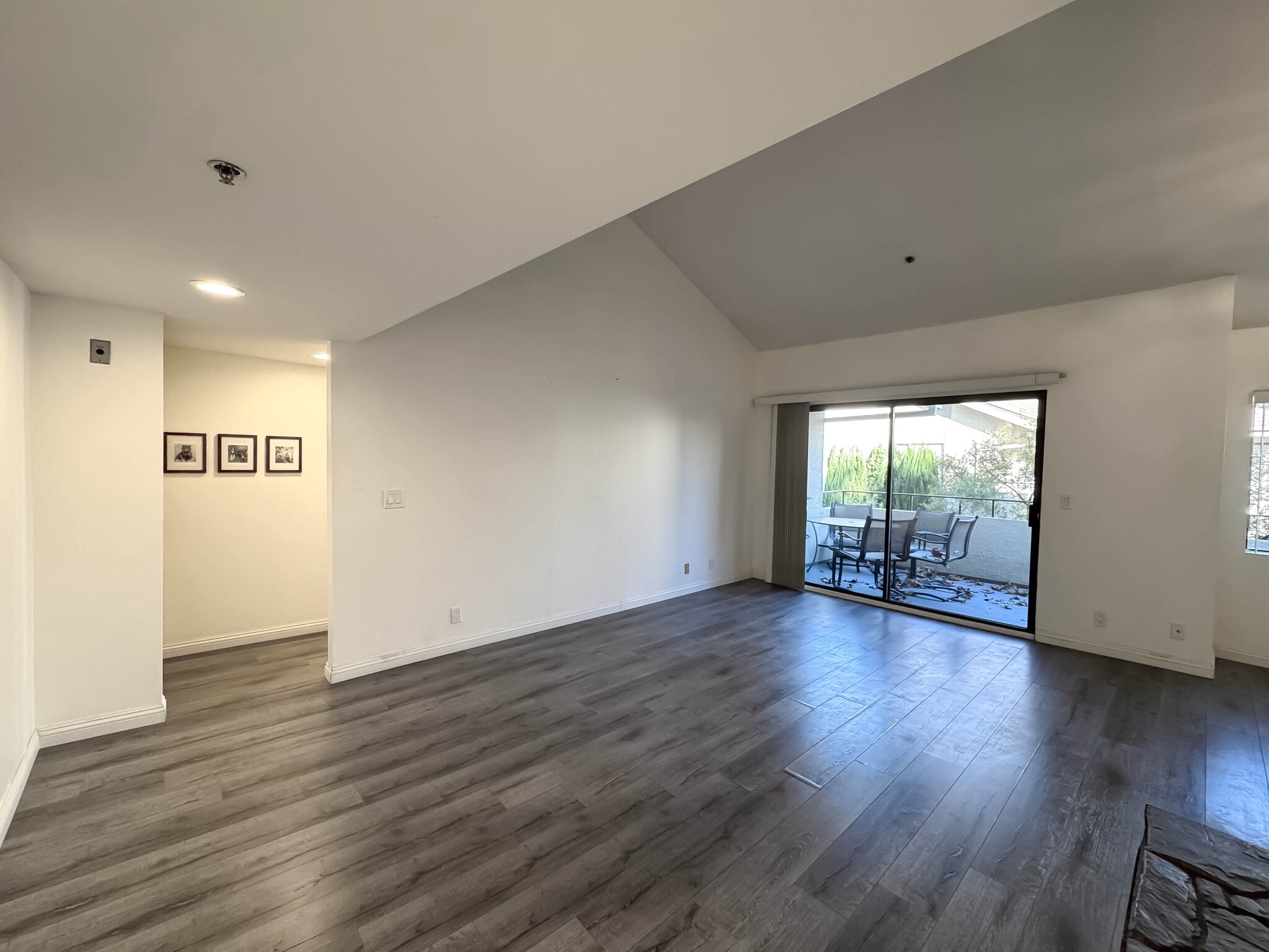 Building Photo - 1000 E California Blvd