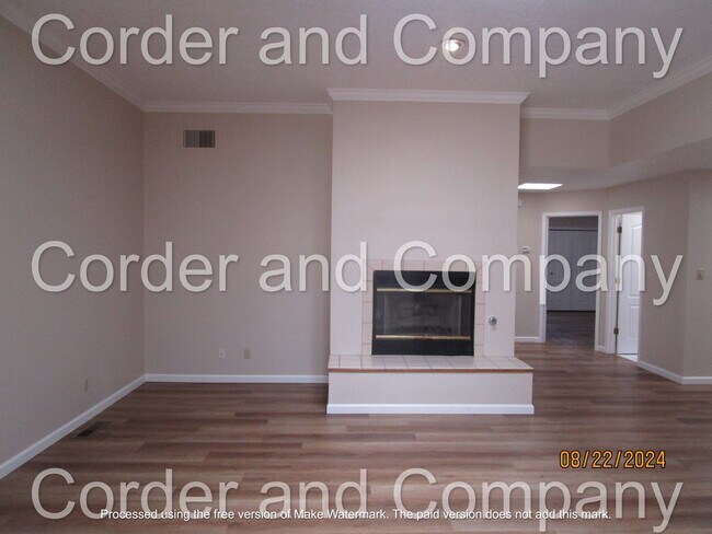 Building Photo - Cute 2 Bedroom, 2 Bathroom, 2 Car Garage and 1,562 Sq. Ft. home in 55+ Community in Rio Rancho.