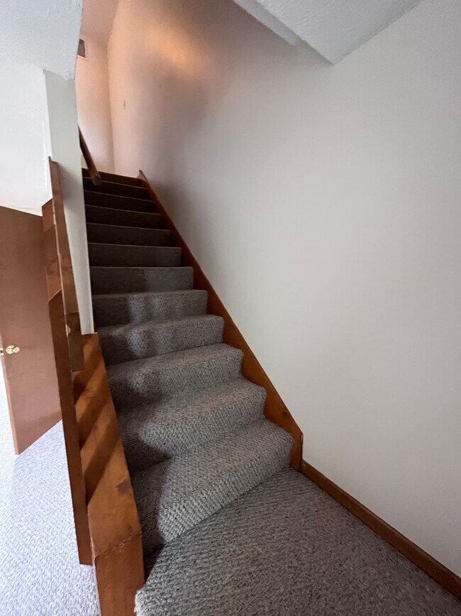 Building Photo - Sycamore Lane Apartments I