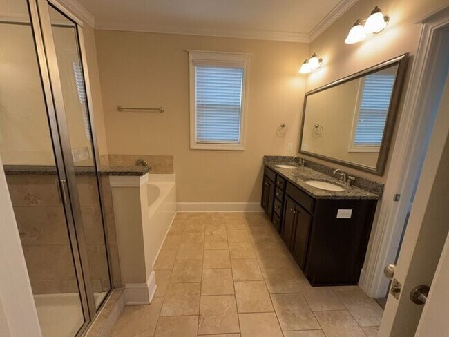 Building Photo - 344 Dawsons Park Dr