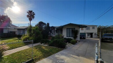 Building Photo - 254 Thorne St