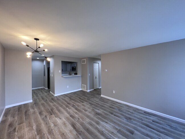 Building Photo - 15 Prospect St