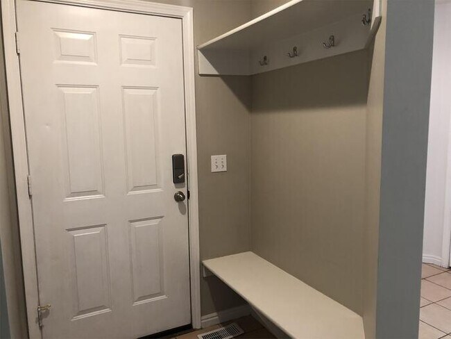 Building Photo - 1638 Fort Union Blvd