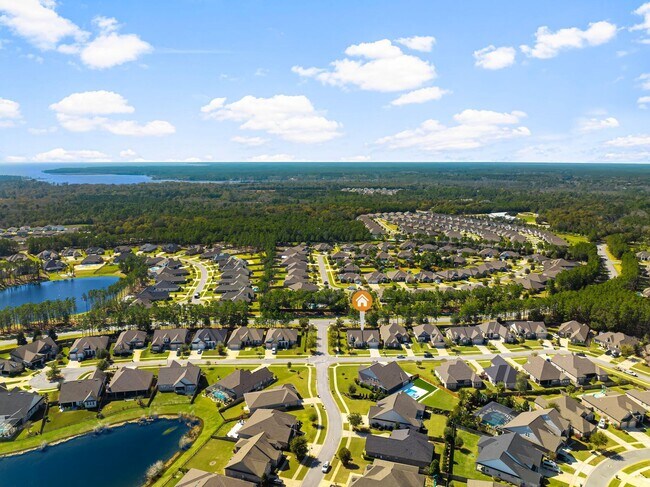 Building Photo - 526 Meadow Lake Dr