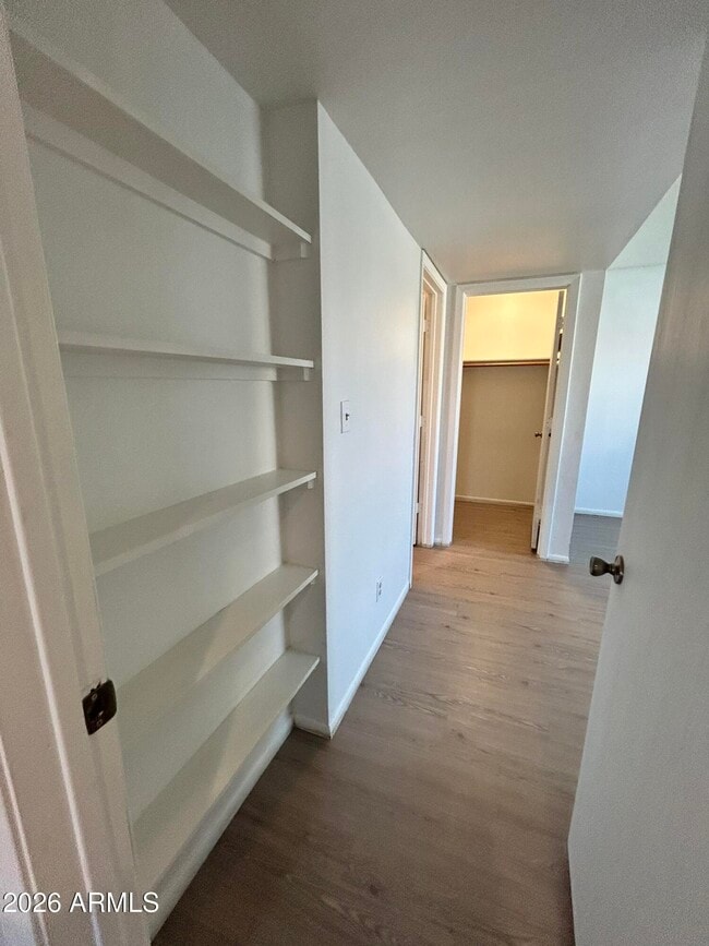 Building Photo - 2040 S Longmore