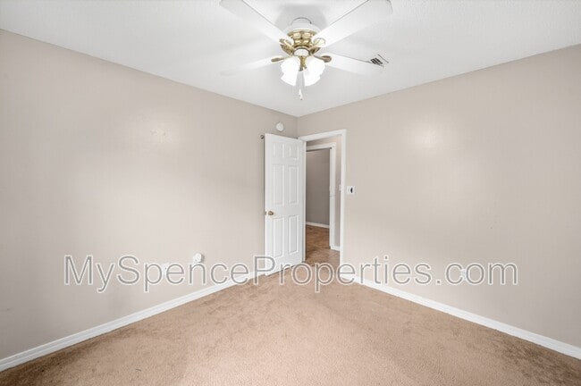 Building Photo - 3140 Border Creek Dr