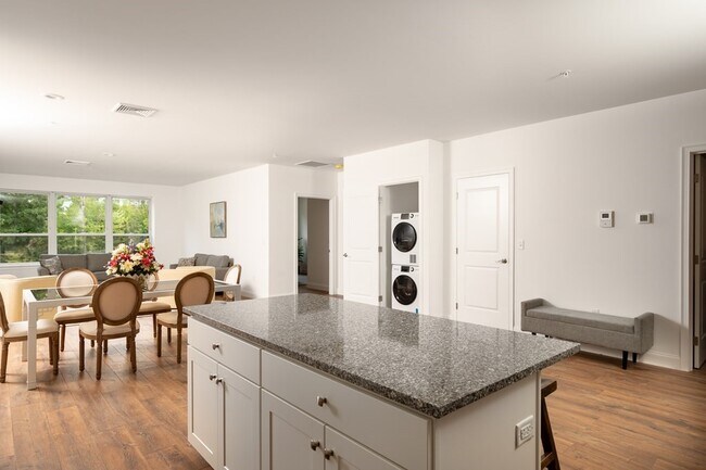 Building Photo - 309 Chief Justice Cushing Hwy