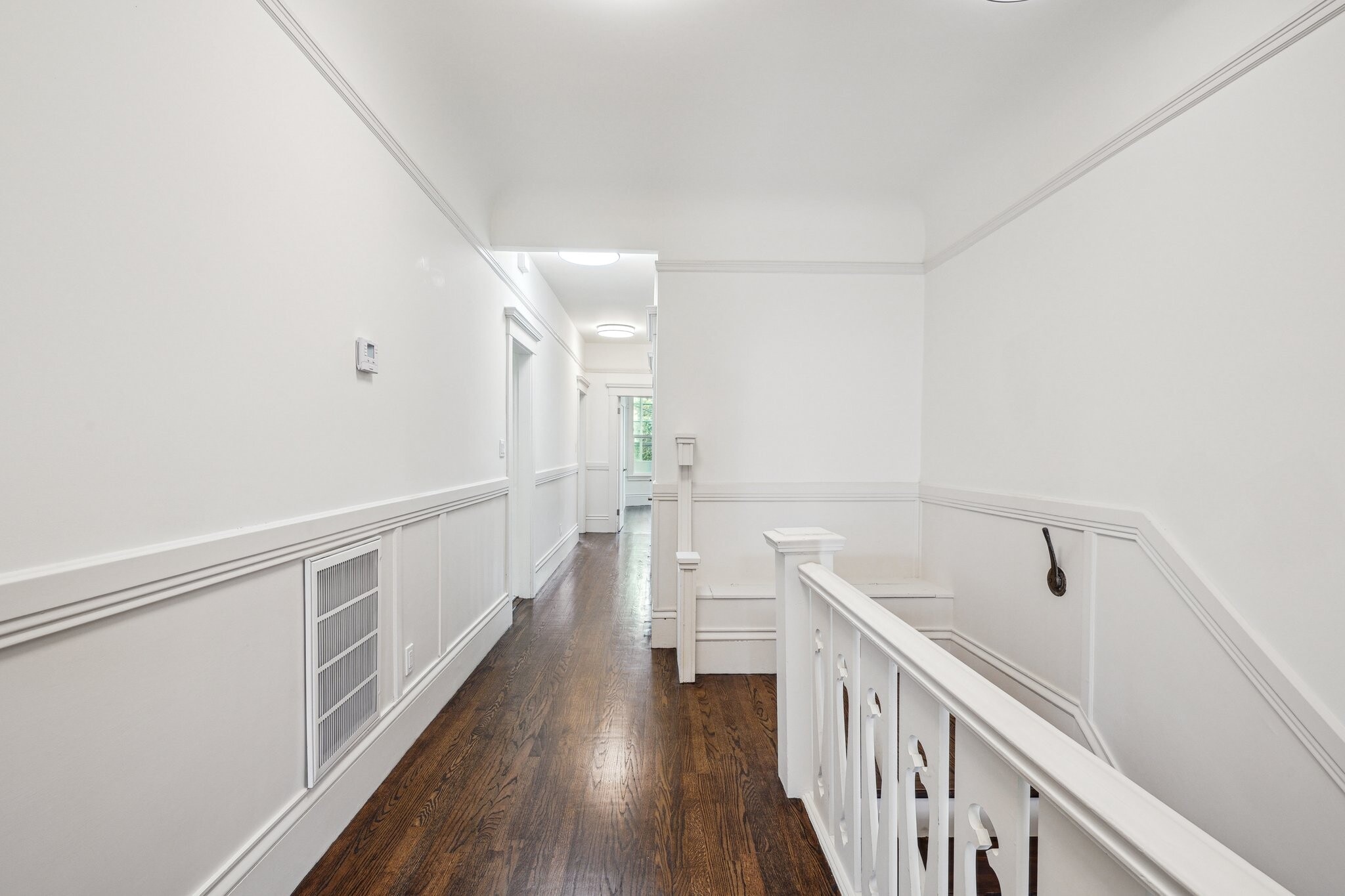 Building Photo - 671 7th Ave
