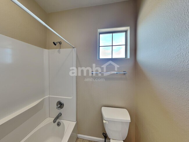 Building Photo - 2190 N 135th Dr