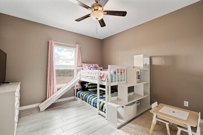 Building Photo - 266 Cielo Grande