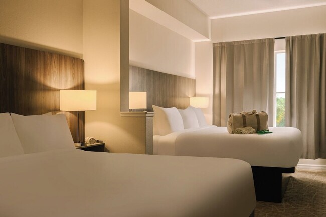 Primary Photo - 7299 Universal Blvd