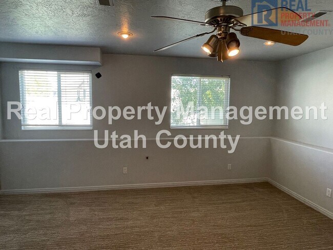 Building Photo - Spanish Fork Home