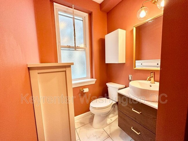 Building Photo - 3155 Mt Pleasant St NW