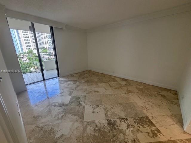 Building Photo - 520 Brickell Key Dr