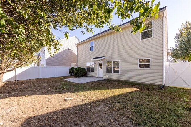 Building Photo - 4811 Sunburst Ln