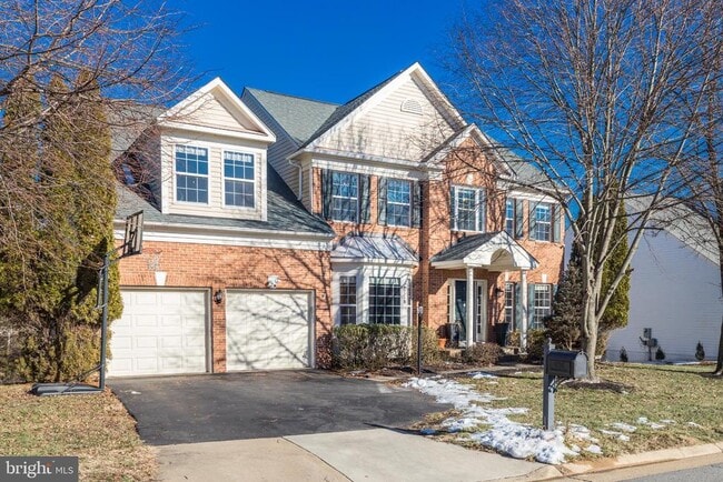 Building Photo - 43258 Meadowood Ct