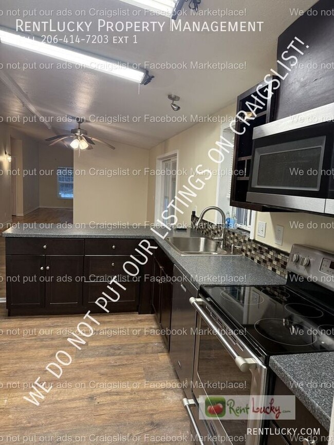 Building Photo - 31910 NE 162nd St