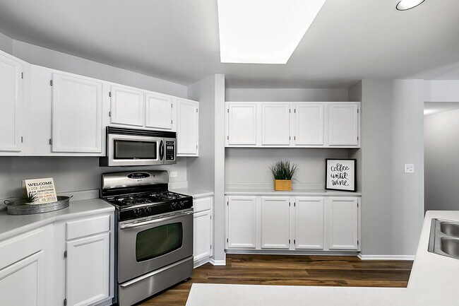 Building Photo - 371 Ashford Cir