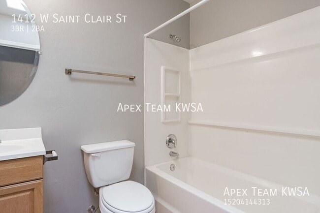 Building Photo - 1412 W St Clair St