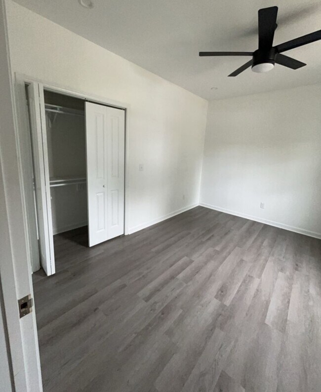 Building Photo - Modern Charm Meets Classic Comfort in This...