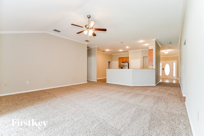 Building Photo - 3333 Horseshoe Trail Dr