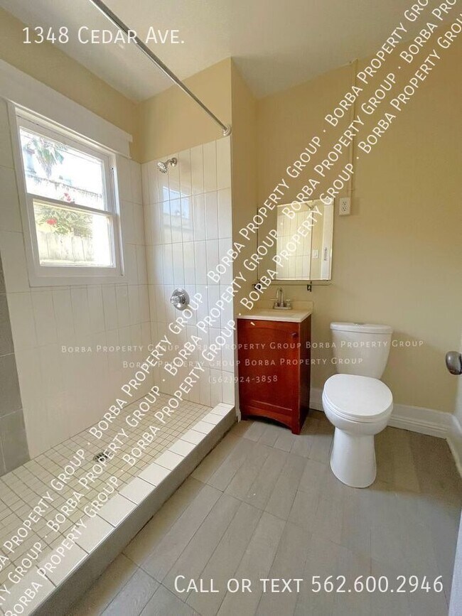 Building Photo - 1348 Cedar Ave