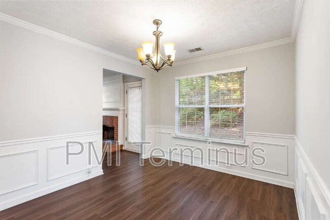 Building Photo - 1312 Telhurst Ct NW