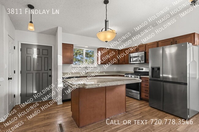 Building Photo - 3811 Findlay Ln