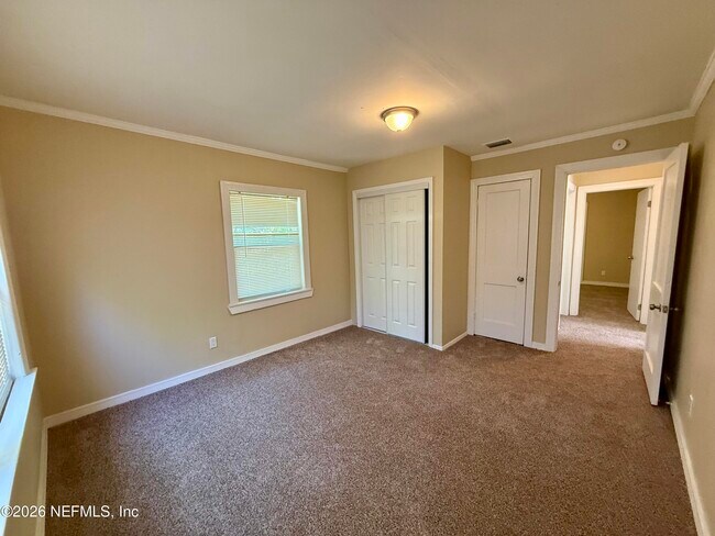 Building Photo - 2131 Thelma St