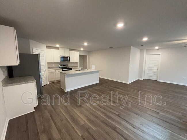 Building Photo - 4431 Winged Elm Ct